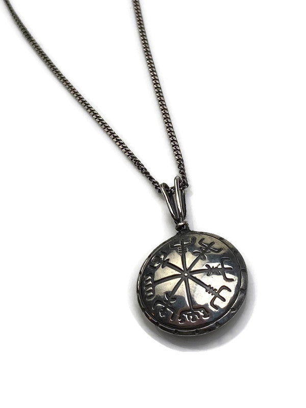 Viking Compass Necklace Vegvisir Jewelry Rotating Pendant Vegvisir